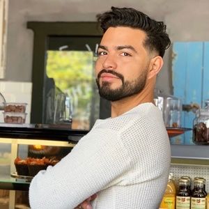 Meet your Posher, Juan